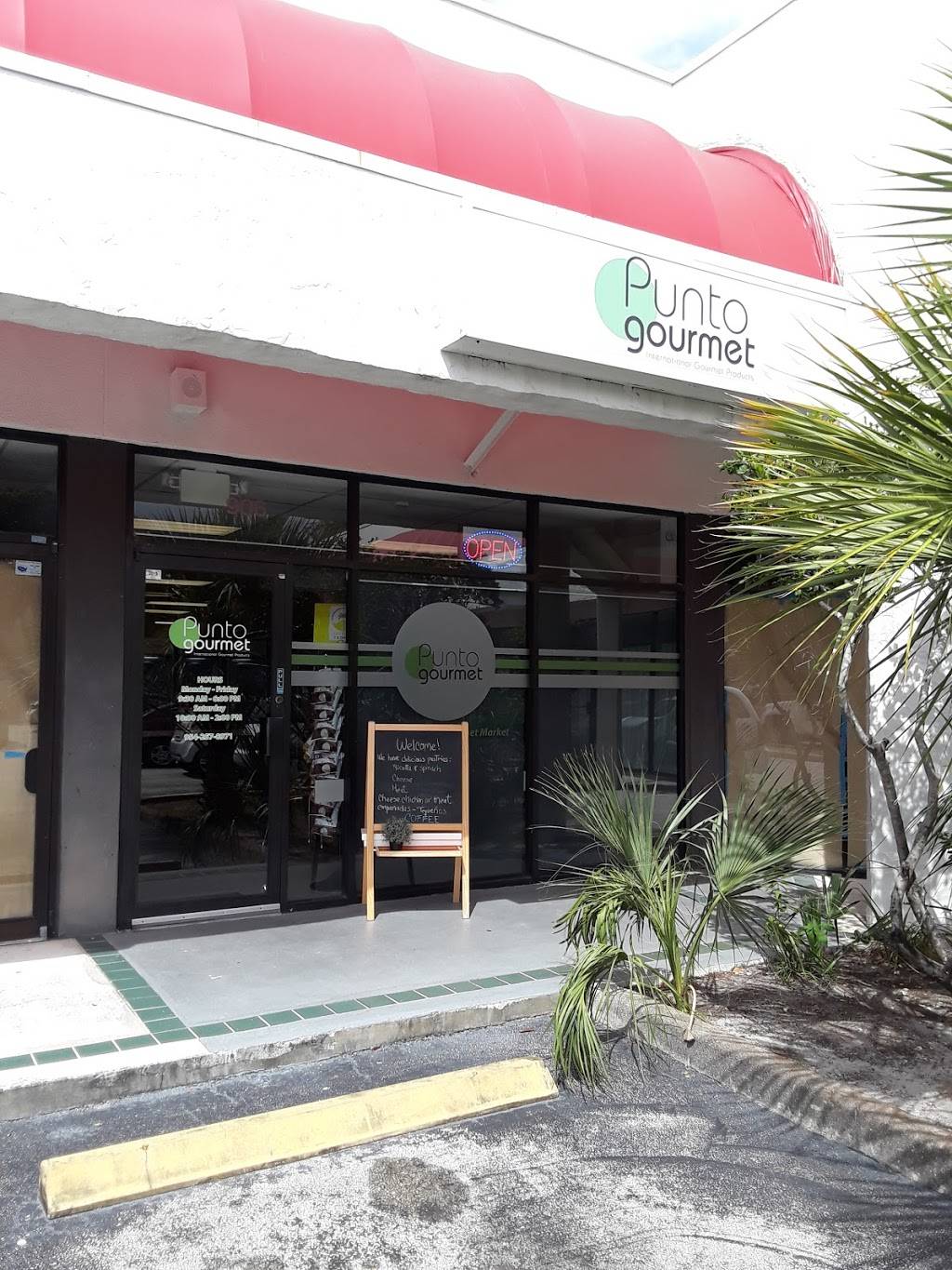 Punto Gourmet | restaurant | 900 Powerline Rd Unit 906, Pompano Beach, FL 33069, United States | 9542578971 OR +1 954-257-8971