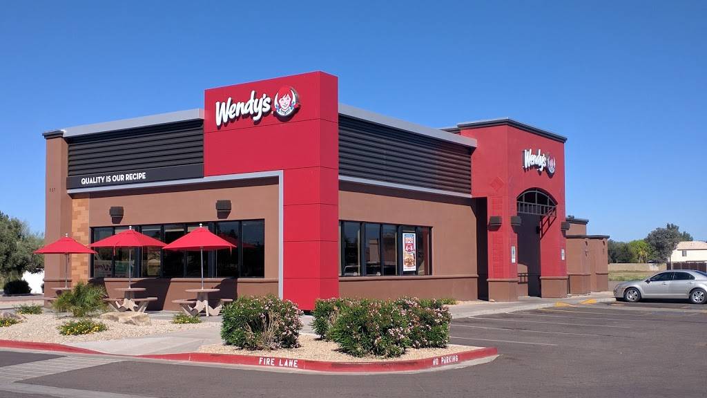 Wendys | restaurant | 727 S Cooper Rd, Gilbert, AZ 85233, USA | 4805583828 OR +1 480-558-3828