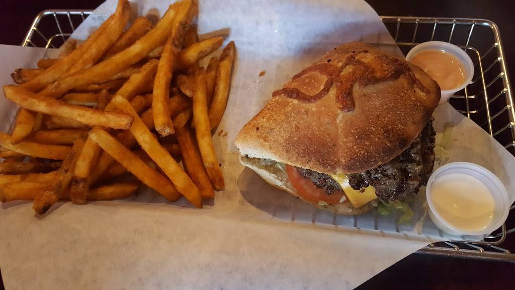 Rockfire Grill | restaurant | 6583 Pardall Rd, Goleta, CA 93117, USA | 8057703432 OR +1 805-770-3432