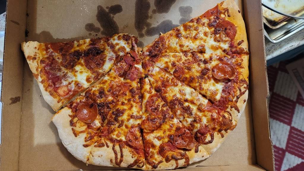 Toarminas Pizza Flat Rock MI | restaurant | 15005 Telegraph Rd, Flat Rock, MI 48134, USA | 7349840224 OR +1 734-984-0224