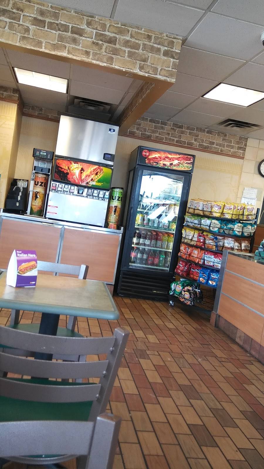 Subway | restaurant | 1961 N Nellis Blvd, Las Vegas, NV 89115, USA | 7024530548 OR +1 702-453-0548