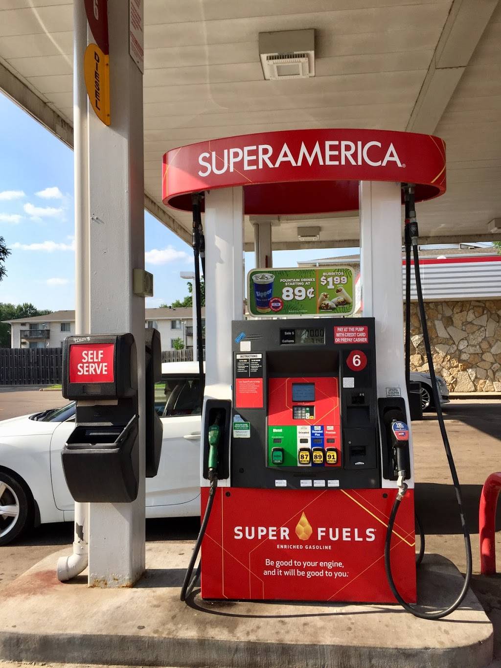 Holiday Stationstores | cafe | 7744 12th Ave S, Richfield, MN 55423, USA | 6128694211 OR +1 612-869-4211