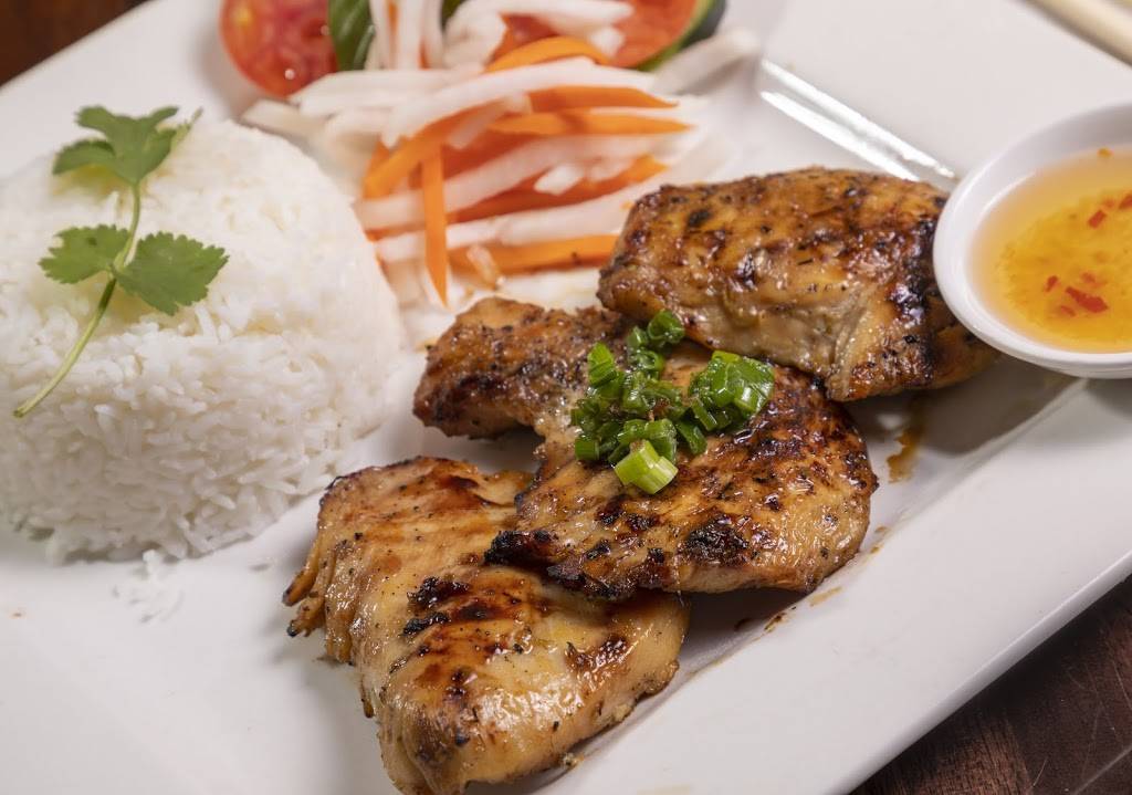 Pho kitchen | restaurant | 2221 Peachtree Rd NE suite e, Atlanta, GA 30309, USA | 4708918989 OR +1 470-891-8989