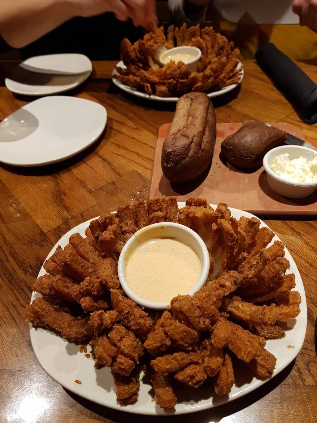 Outback Steakhouse | restaurant | 2949 Washington Rd, Augusta, GA 30909, USA | 7067334329 OR +1 706-733-4329