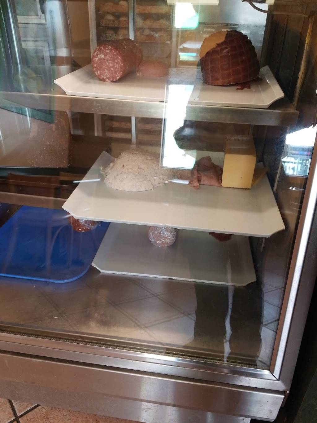 Dagwoods La Sandwicherie | restaurant | 1005 Rue Notre Dame, Lachine, QC H8S 2C3, Canada | 5146391212 OR +1 514-639-1212