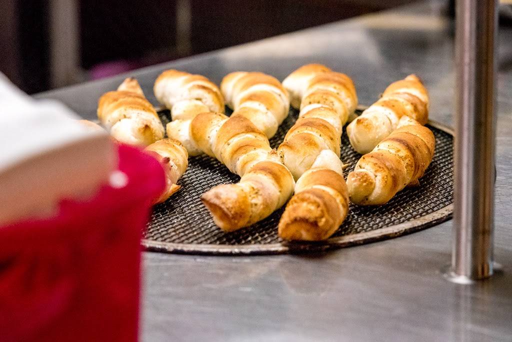 Partners II Pizza At Summergrove | restaurant | 48 Market Square Rd, Newnan, GA 30265, USA | 7702539221 OR +1 770-253-9221