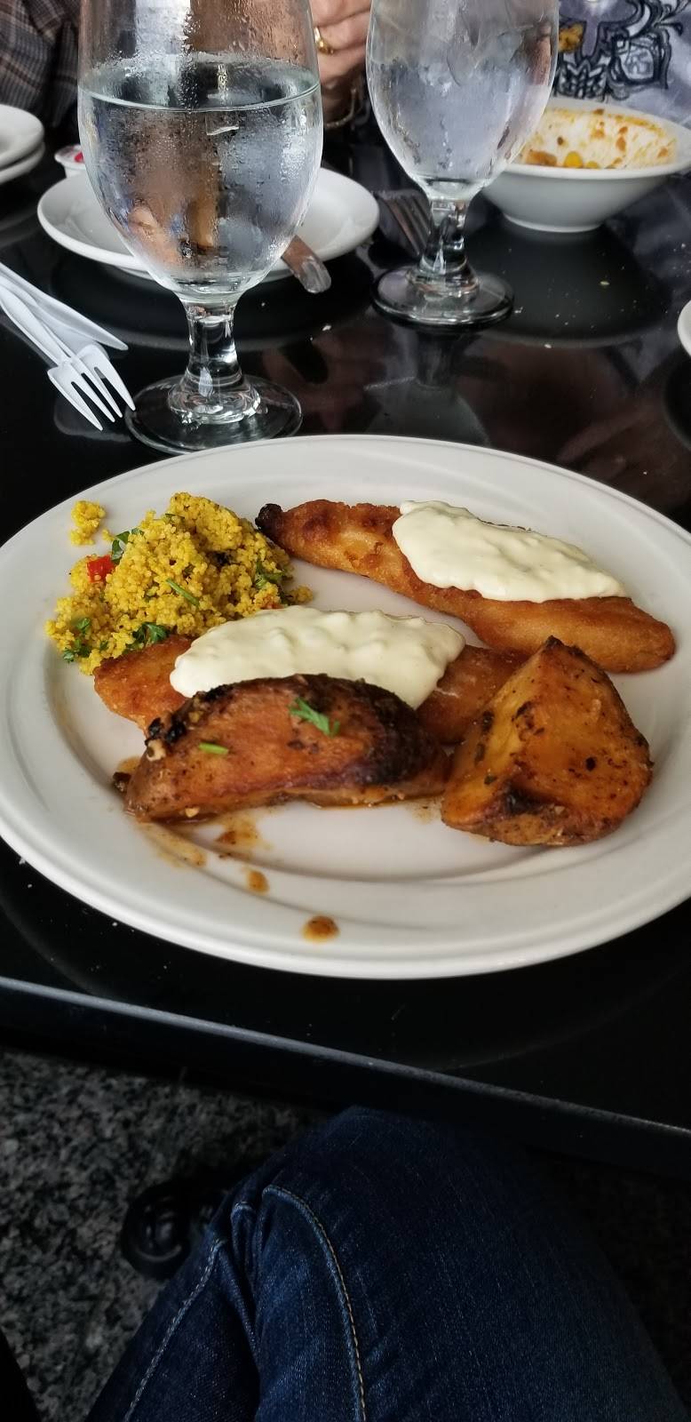 Jardins Le Pavillon | restaurant | 7700 Chemin de la Côte-de-Liesse, Saint-Laurent, QC H4T 1E7, Canada | 5147317821 OR +1 514-731-7821