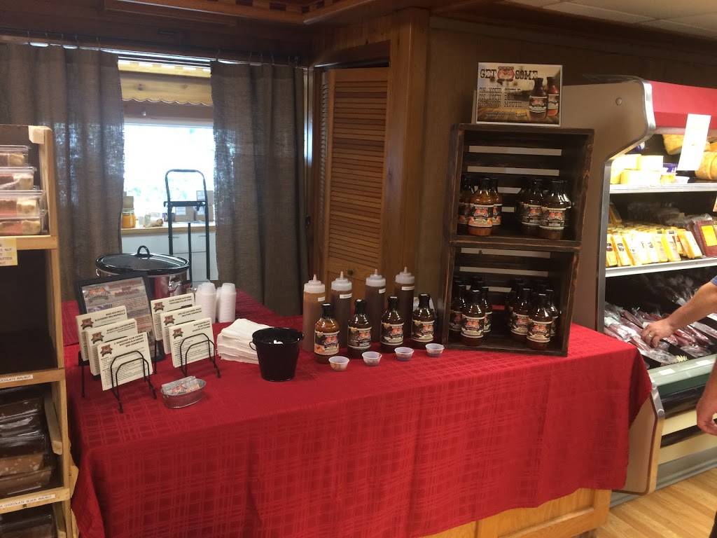 Road Hog Willys Real-Pit Bar-B-Q | restaurant | 504 Harcourt Rd Unit B, Mt Vernon, OH 43050, USA | 7403261408 OR +1 740-326-1408