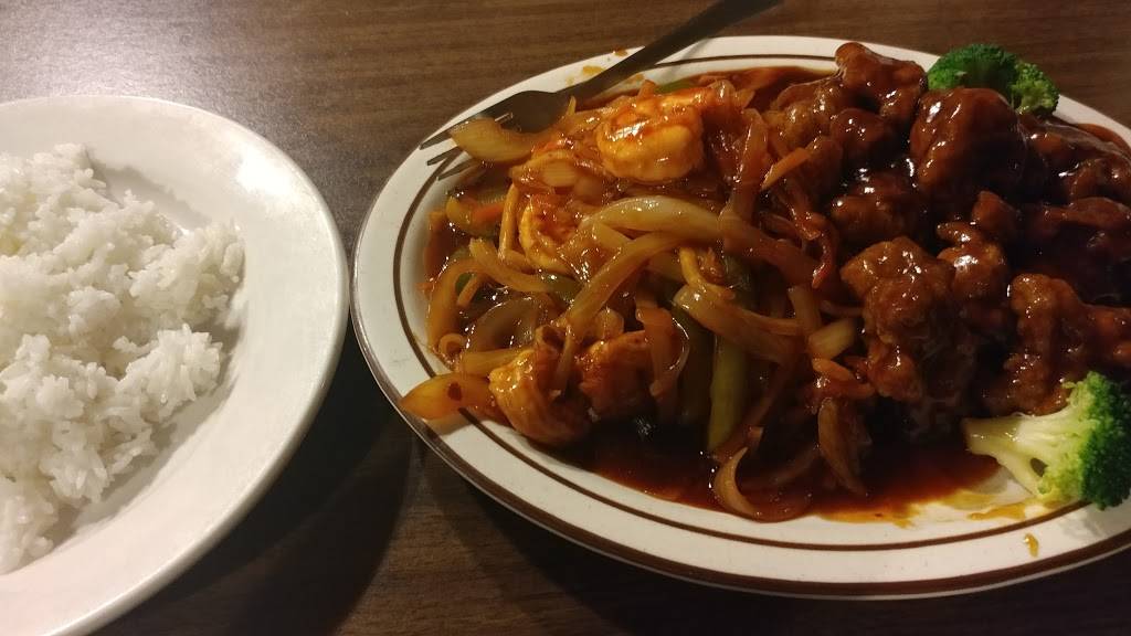 Zians Place | restaurant | 615 Dodge St, Mineral Point, WI 53565, USA | 6089872626 OR +1 608-987-2626