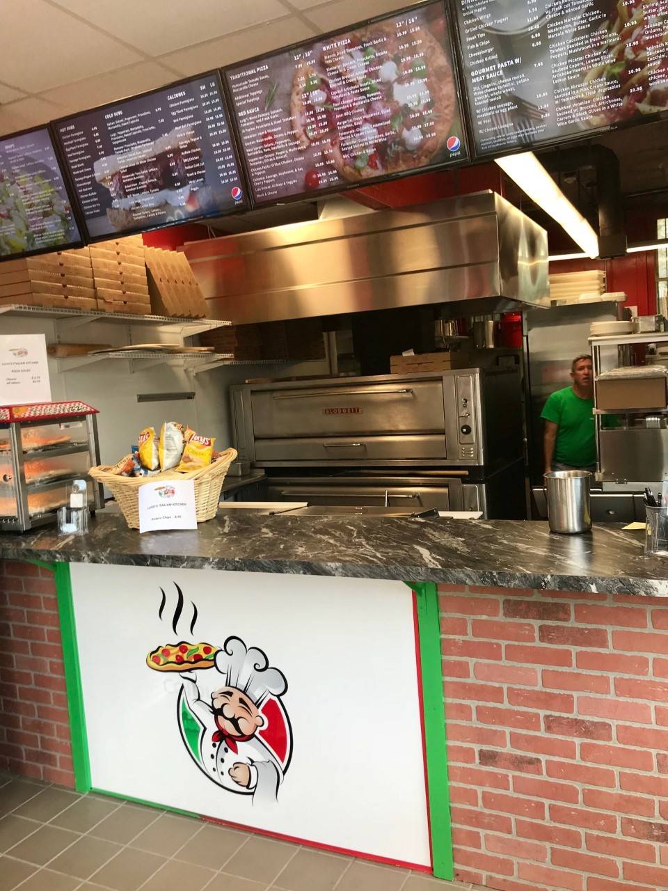 Luigis Italian Kitchen | restaurant | 242 Massachusetts Ave, Arlington, MA 02474, USA | 7817771719 OR +1 781-777-1719