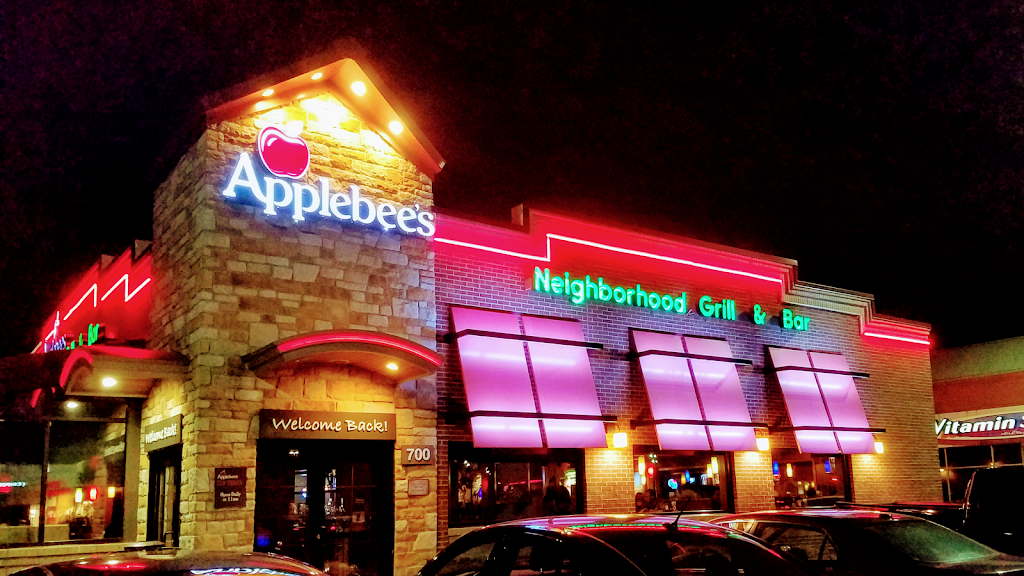 Applebees Grill + Bar | restaurant | 700 Consumer Square, Mays Landing, NJ 08330, USA | 6093839290 OR +1 609-383-9290