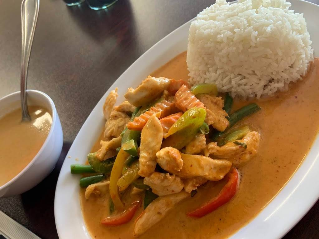 Masaman Thai Kitchen | restaurant | 790 Montgomery Hwy #104, Birmingham, AL 35216, USA | 2052000711 OR +1 205-200-0711