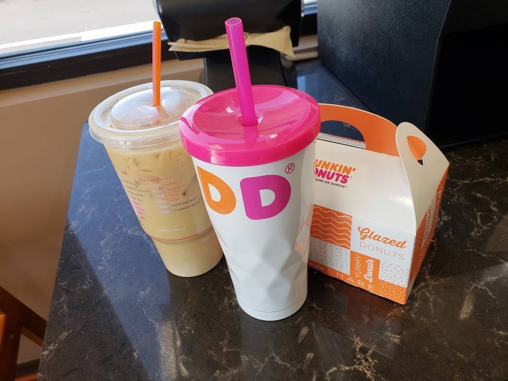 Dunkin | bakery | 1952 Lincolnway E, Goshen, IN 46526, USA | 5745845733 OR +1 574-584-5733