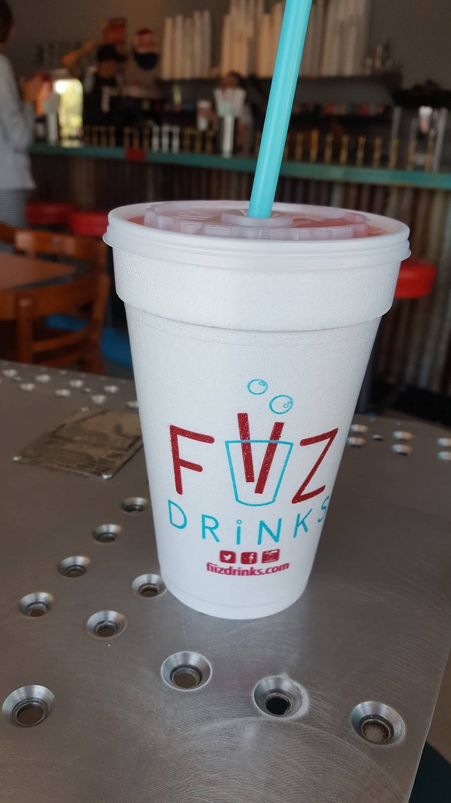 FiiZ Drinks | restaurant | 2631 N Hill Field Rd, Layton, UT 84041, USA | 8018206009 OR +1 801-820-6009