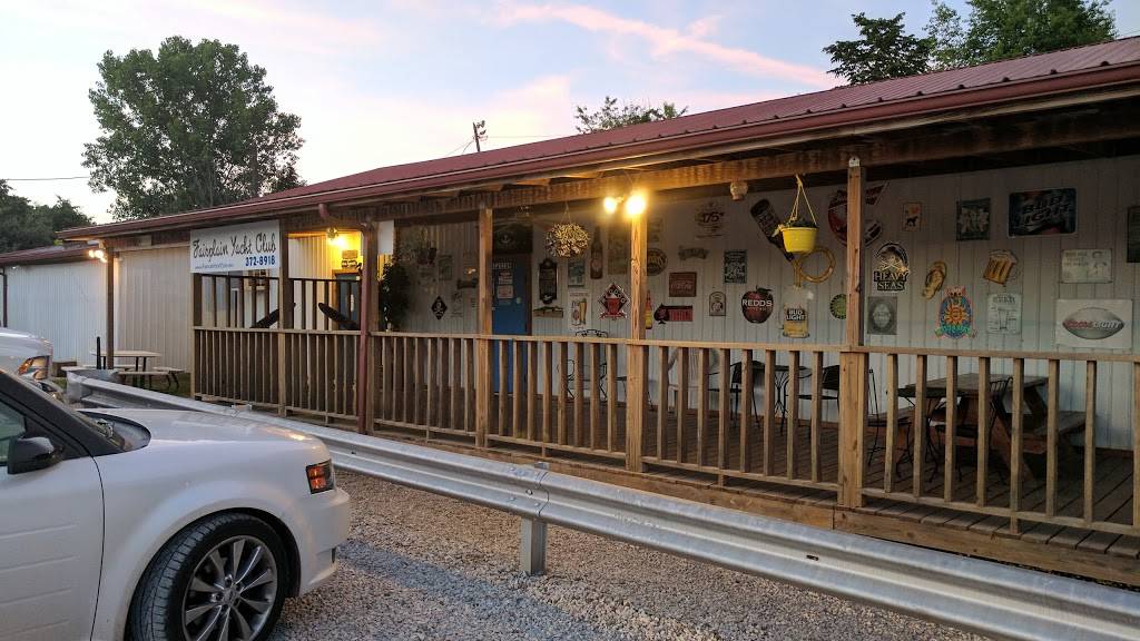 Fairplain Yacht Club | restaurant | 3869 Cedar Lakes Dr, Ripley, WV 25271, USA | 3043728918 OR +1 304-372-8918