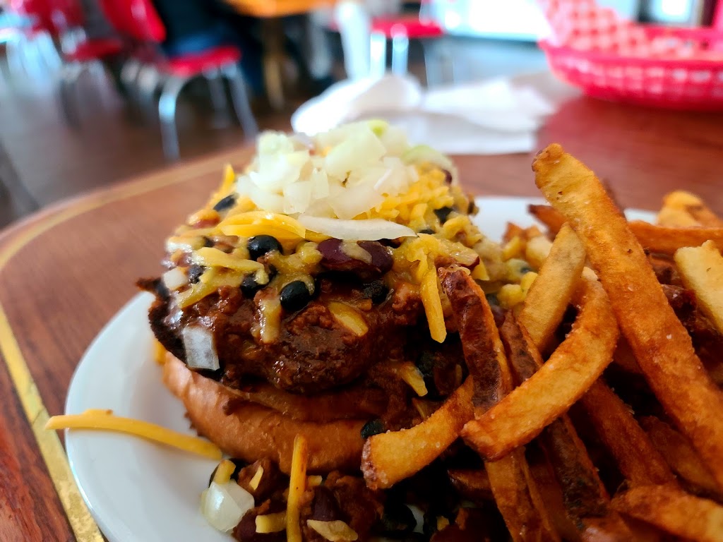 60s Cafe & Diner | restaurant | 4157 NW U.S. 101 #139, Lincoln City, OR 97367, USA | 5419966898 OR +1 541-996-6898