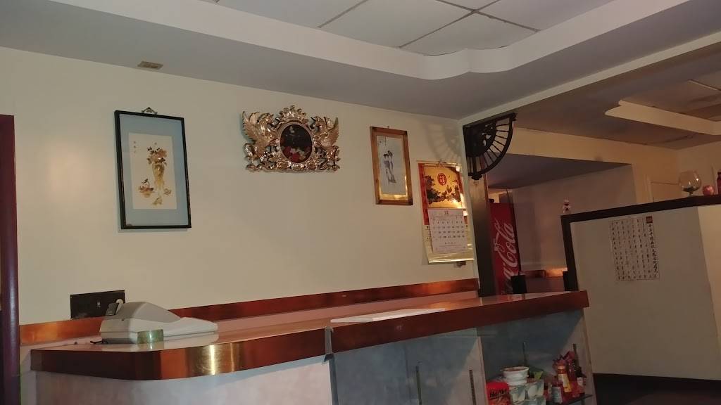 New China House | restaurant | 102 Main St, New Paltz, NY 12561, USA | 8452558438 OR +1 845-255-8438