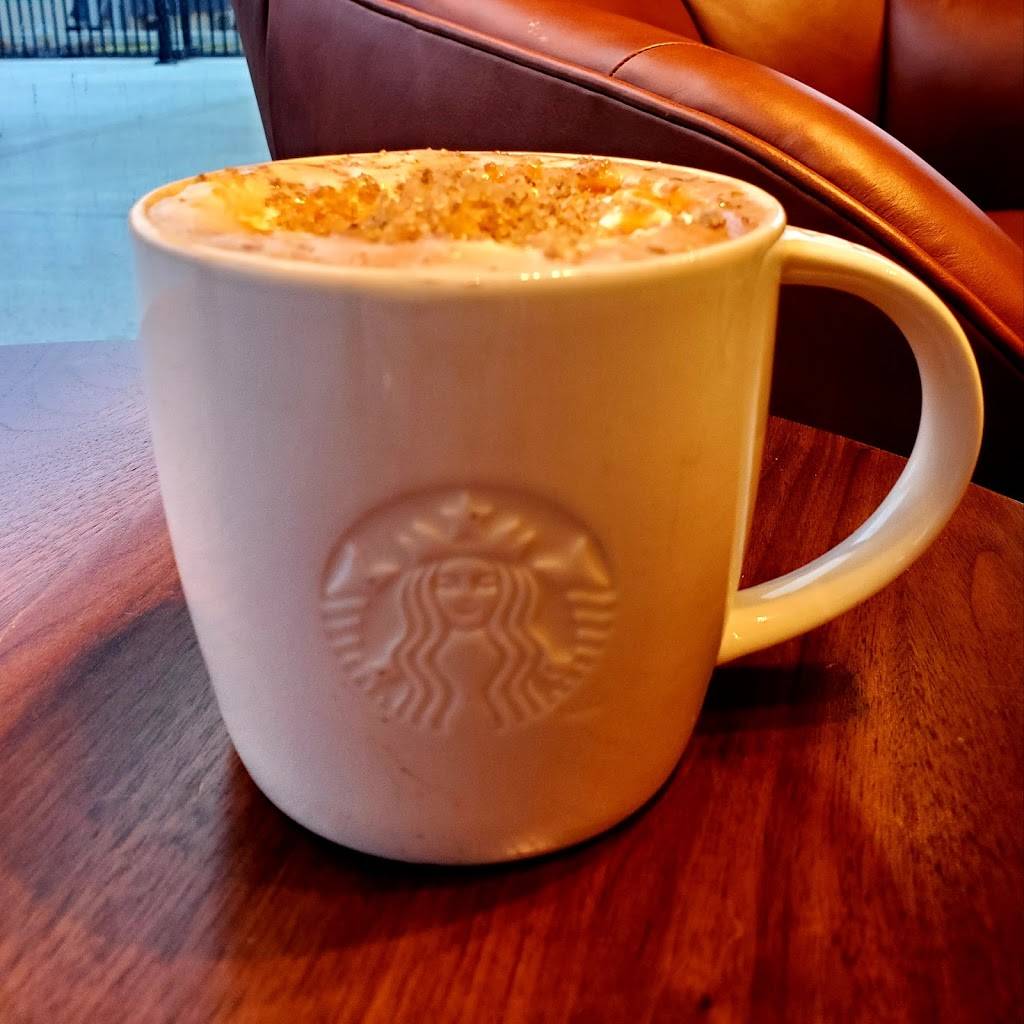 Starbucks | cafe | 465 Fuller Ave NE, Grand Rapids, MI 49503, USA | 6169165416 OR +1 616-916-5416