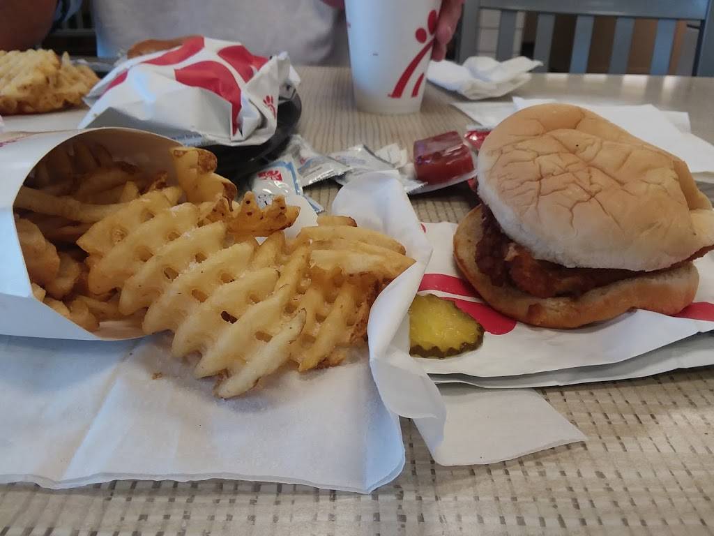 Chick-fil-A | restaurant | 5123 Market St, Wilmington, NC 28405, USA | 9103972884 OR +1 910-397-2884