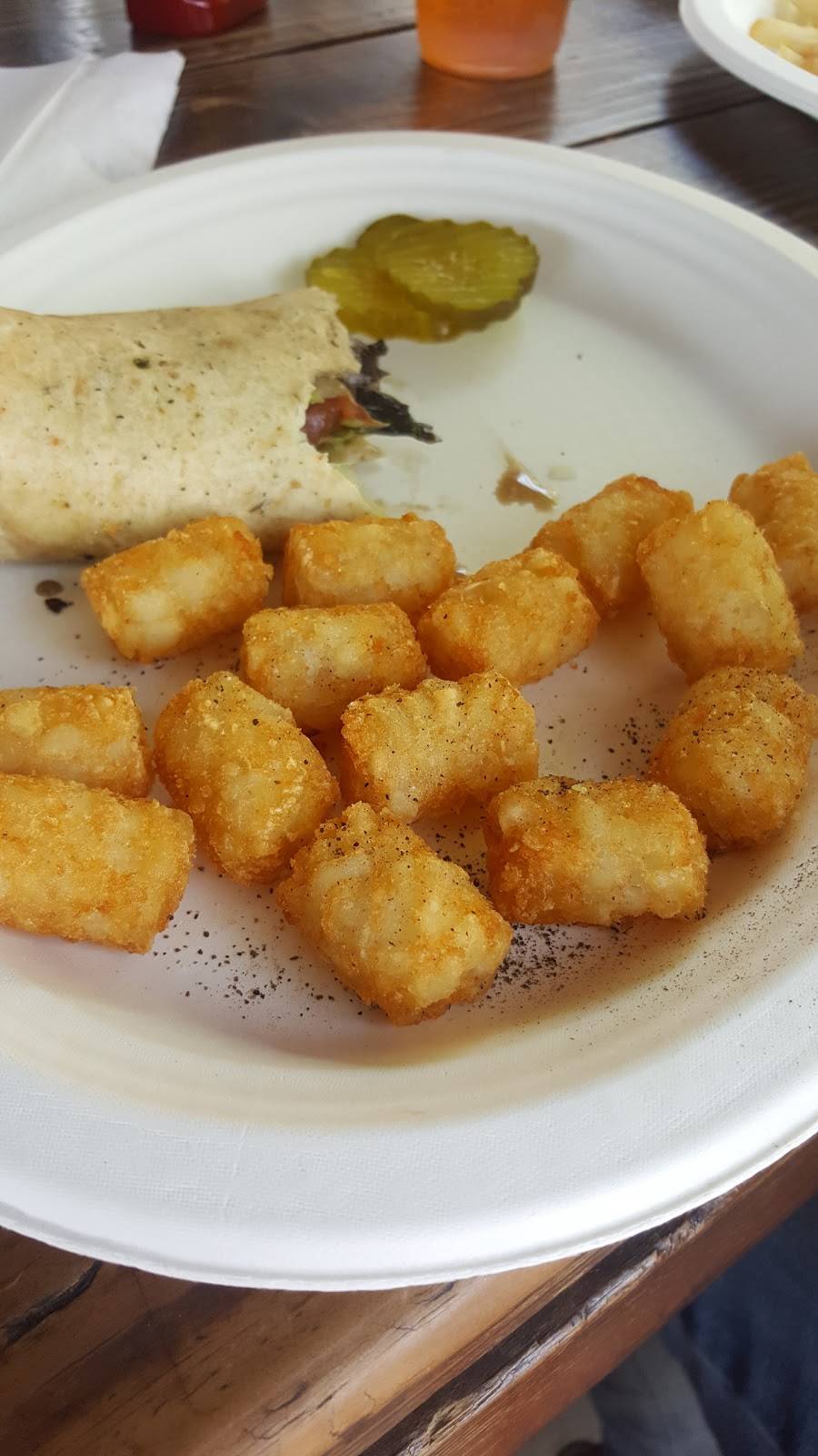 Colemans Tavern & Grill | restaurant | 823 Lake Ave, Woodstock, IL 60098, USA | 8153385000 OR +1 815-338-5000