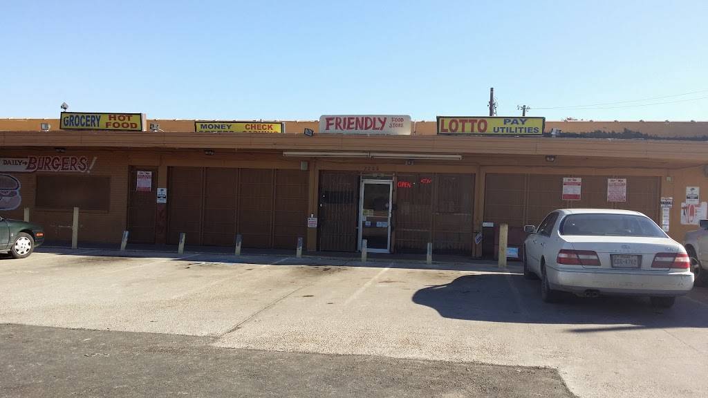 Friendlys Burger | restaurant | 2200 Cedar Crest Blvd #4202, Dallas, TX 75203, USA | 4699178525 OR +1 469-917-8525