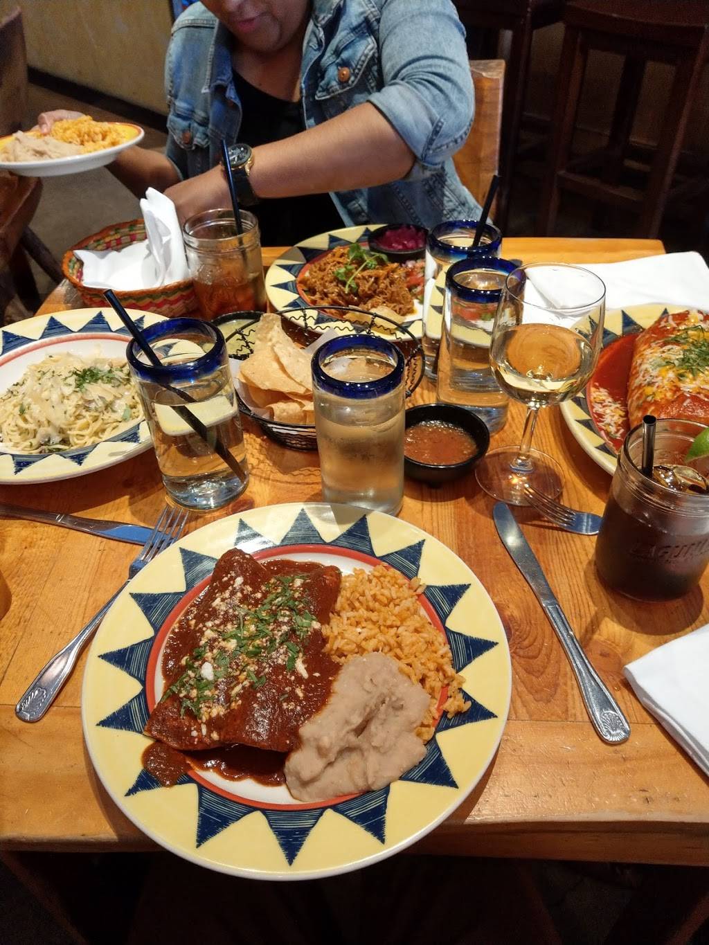 Maya | meal takeaway | 101 E Napa St, Sonoma, CA 95476, USA | 7079353500 OR +1 707-935-3500