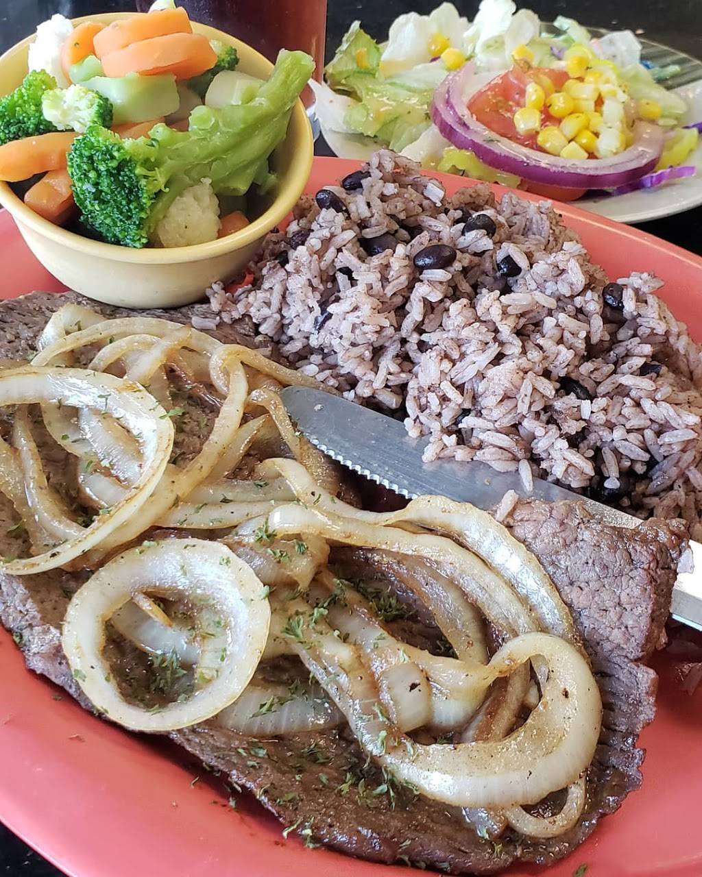 Rice & Beans Cocina Latina | restaurant | 504 N Alafaya Trail #106, Orlando, FL 32828, USA | 4073809962 OR +1 407-380-9962