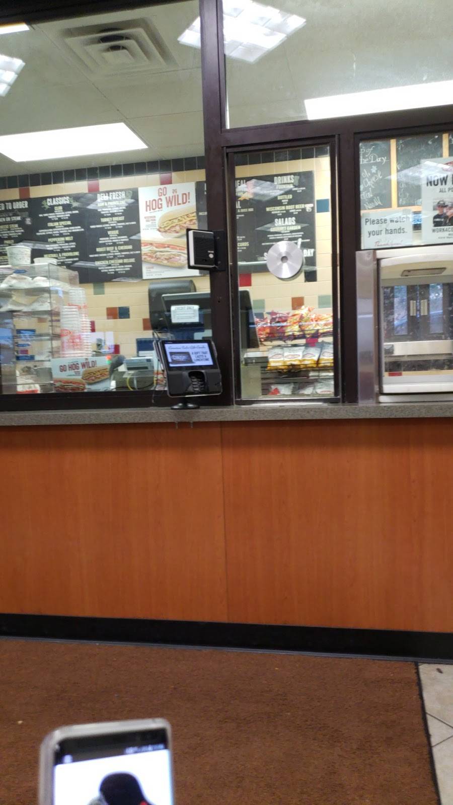 Cousins Subs | meal takeaway | 4134 W Villard Ave, Milwaukee, WI 53209, USA | 4145271501 OR +1 414-527-1501