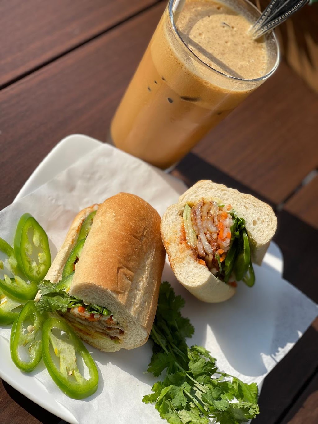 pho social at easton | restaurant | 3991 Worth Ave, Columbus, OH 43219, USA | 6149347023 OR +1 614-934-7023