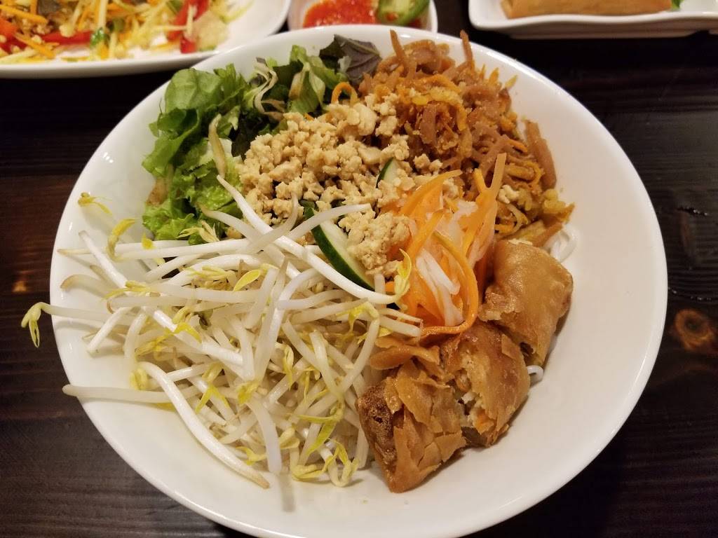 Huong Sen | restaurant | 12345 Bellaire Blvd Suite B2, Houston, TX 77072, USA | 8326724764 OR +1 832-672-4764