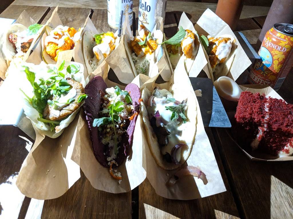 Velvet Taco | restaurant | 3012 N Henderson Ave, Dallas, TX 75206, USA | 2148238358 OR +1 214-823-8358