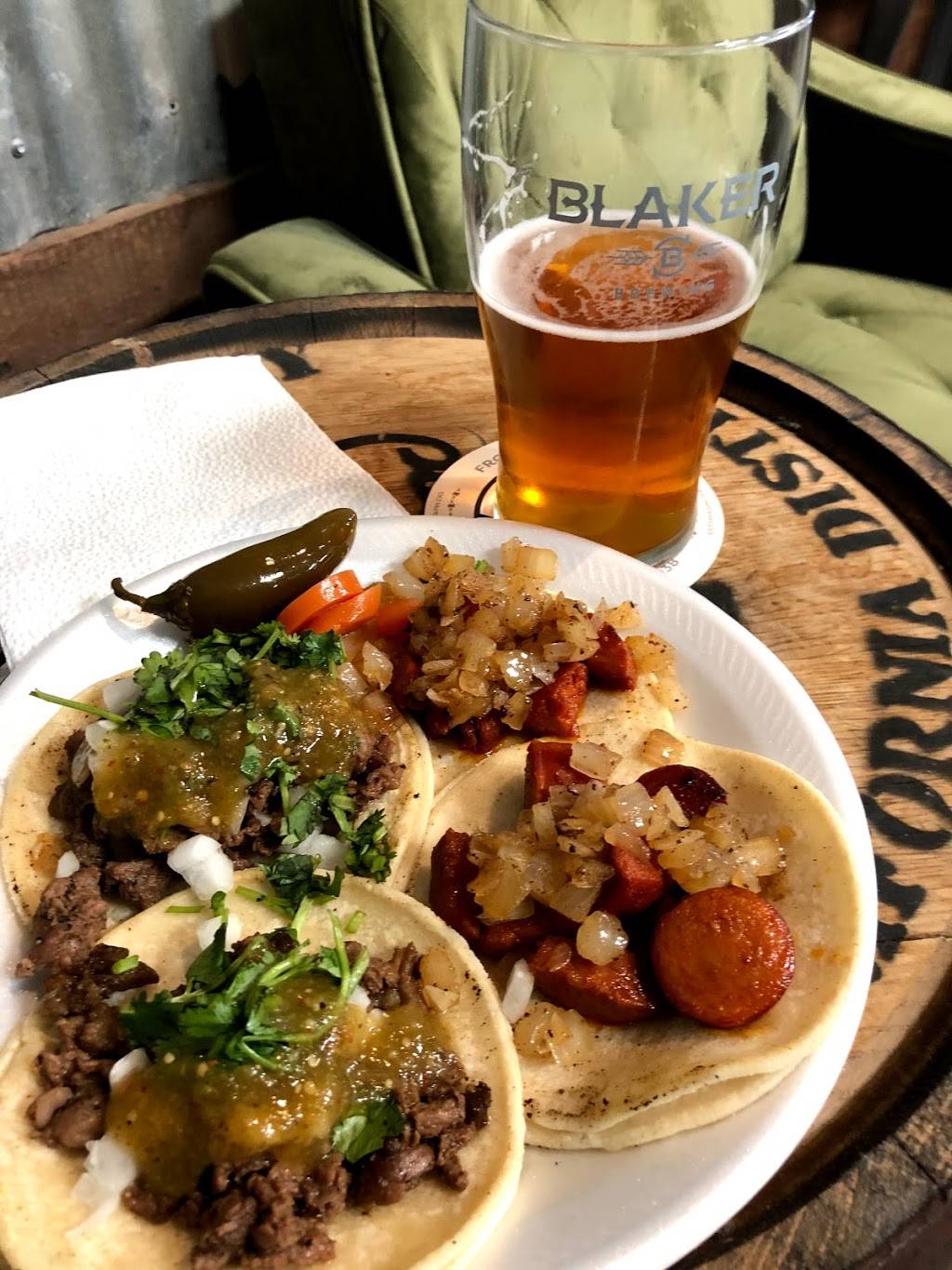 Blaker Brewing | restaurant | 1063 Montclaire Dr, Ceres, CA 95307, USA | 2095854040 OR +1 209-585-4040