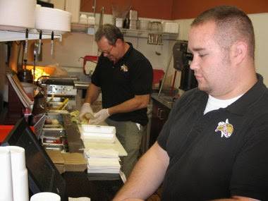 Taco Bobs | restaurant | 108 W Washington St, Vicksburg, MI 49097, USA | 2696499514 OR +1 269-649-9514