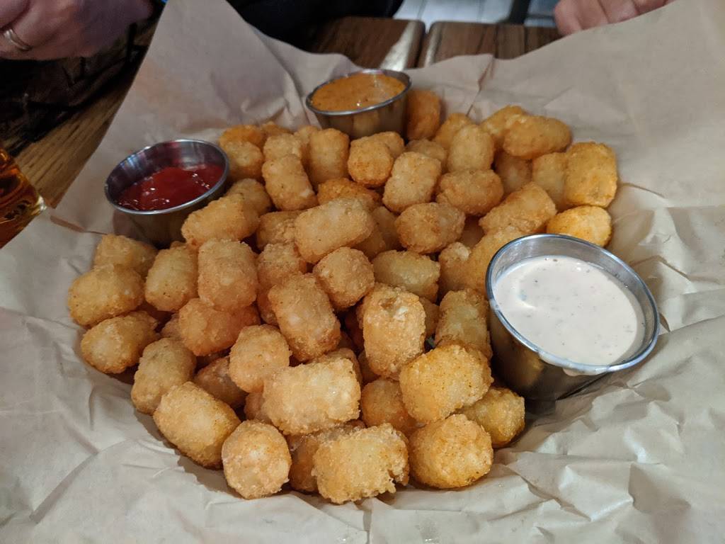 Oskar Blues Boulder Taproom | restaurant | 921 Pearl St, Boulder, CO 80302, USA | 7206451749 OR +1 720-645-1749