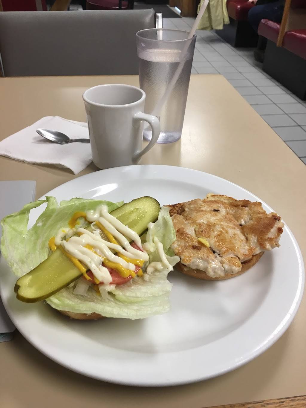 Binh Thanh Restaurant | restaurant | 930 Dundas St, Woodstock, ON N4S 1H3, Canada | 5195375292 OR +1 519-537-5292