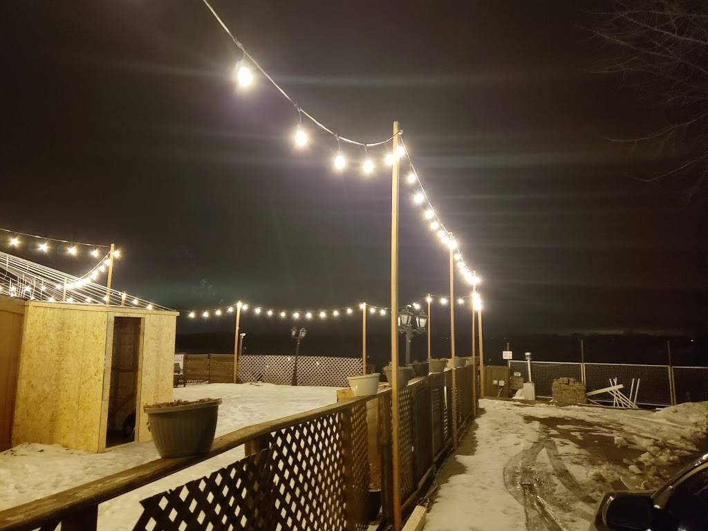 Veau De Ville | restaurant | Saint-Sulpice, QC J5W 3X2, Canada | 4505897272 OR +1 450-589-7272