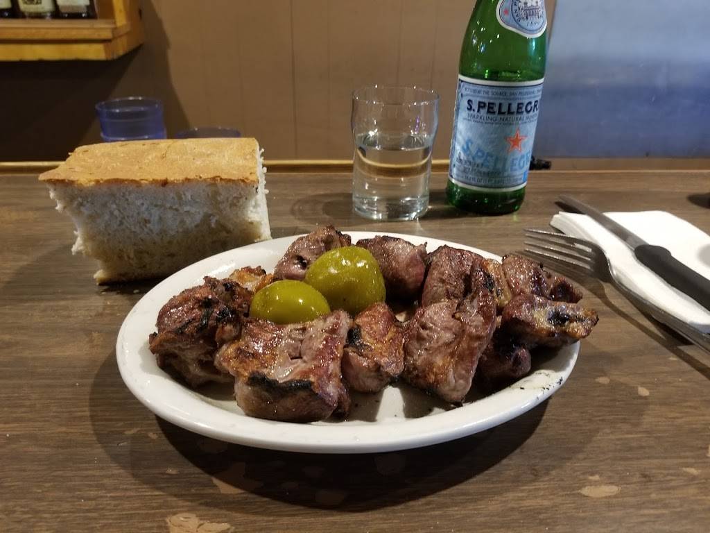 Santarpios Pizza | restaurant | 111 Chelsea St, Boston, MA 02128, USA | 6175679871 OR +1 617-567-9871