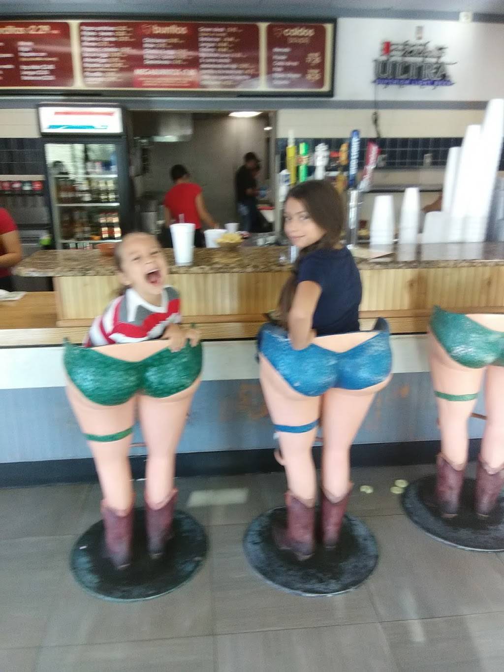 Burritos Victoria | restaurant | 1295 El Paseo Rd, Las Cruces, NM 88001, USA | 5755415534 OR +1 575-541-5534