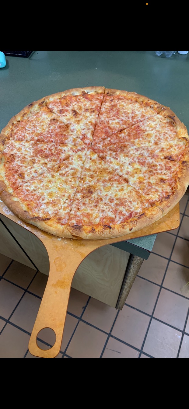 Royal Pizza of Pembroke | restaurant | 125 Church St STE 150, Pembroke, MA 02359, USA | 7812031718 OR +1 781-203-1718