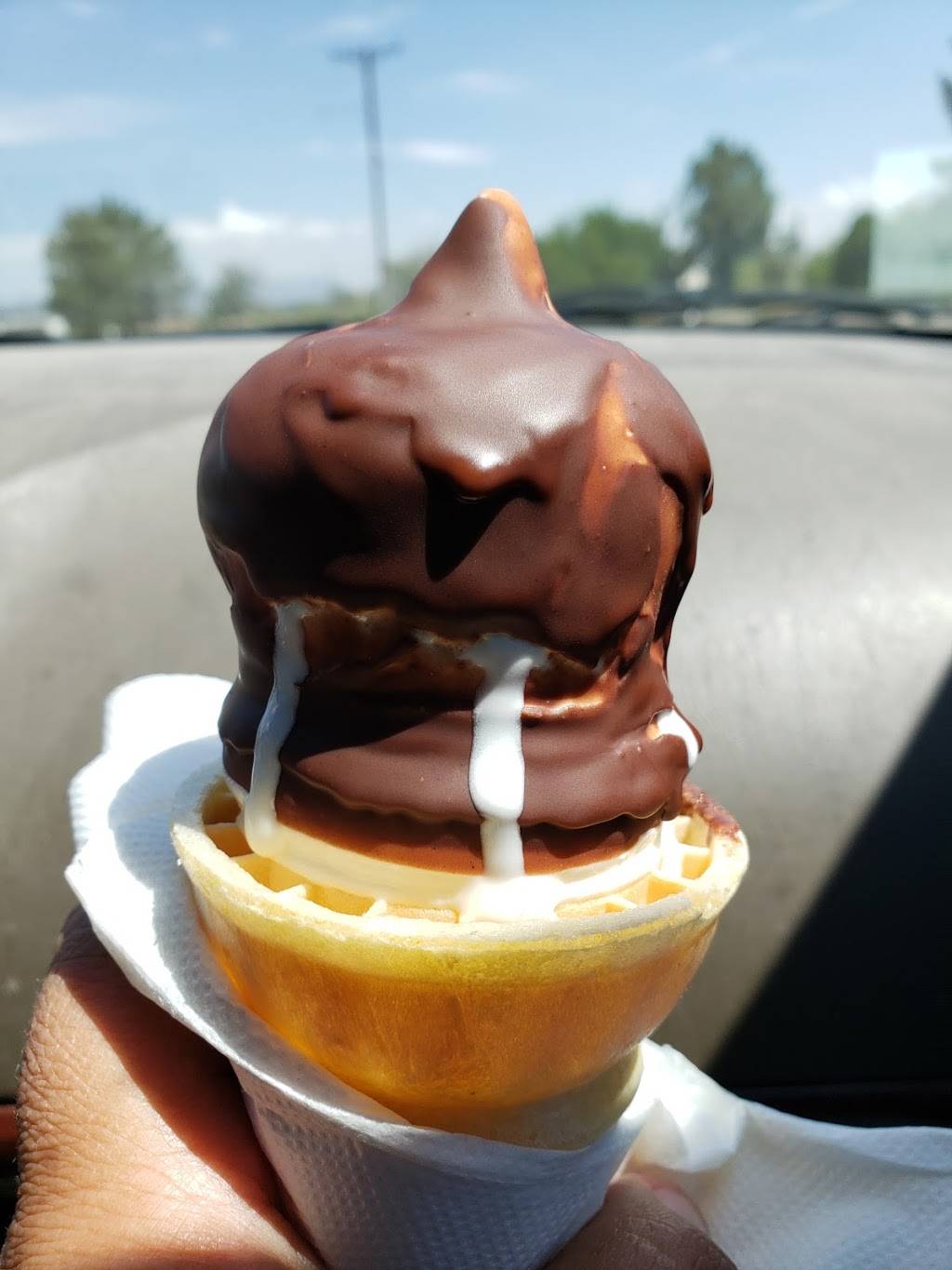 Dairy Queen | restaurant | 2601 N Main St, Las Cruces, NM 88001, USA | 5755241747 OR +1 575-524-1747