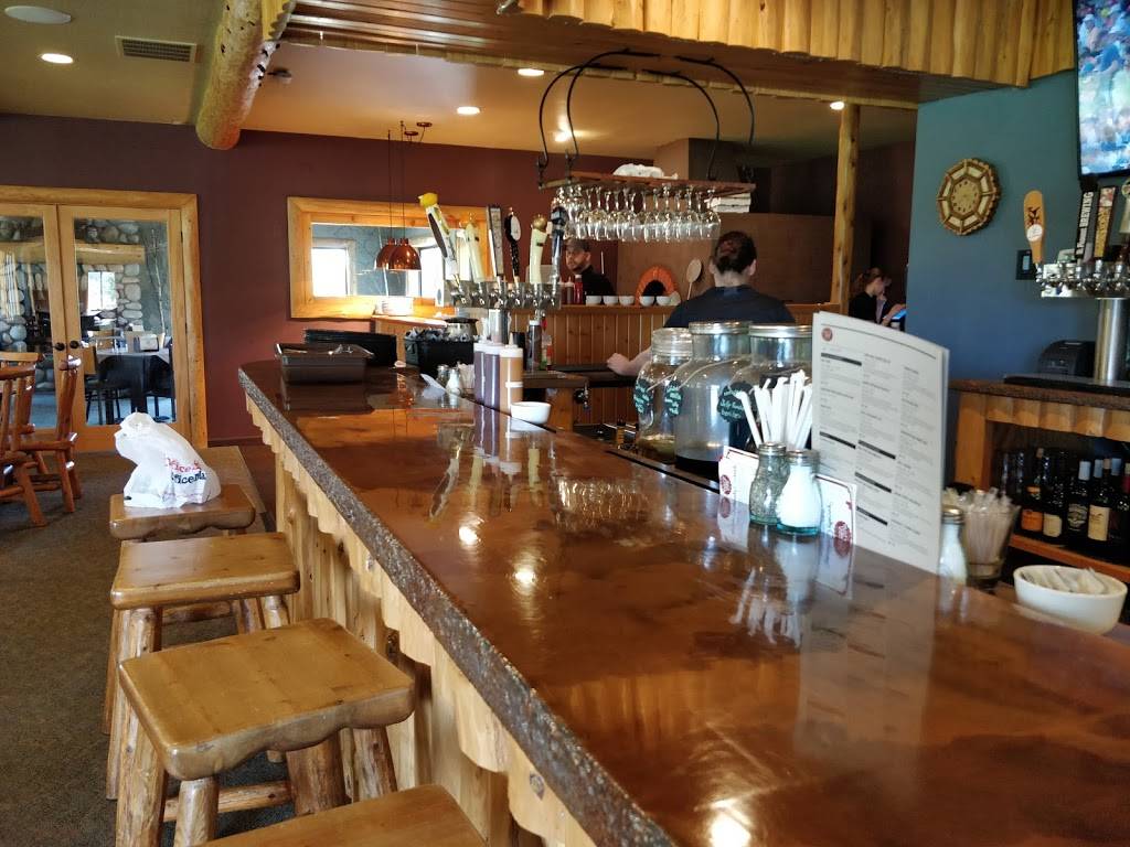 Rusty Saw North Smokehouse | restaurant | 3459 US-31, Brutus, MI 49716, USA | 2315296574 OR +1 231-529-6574