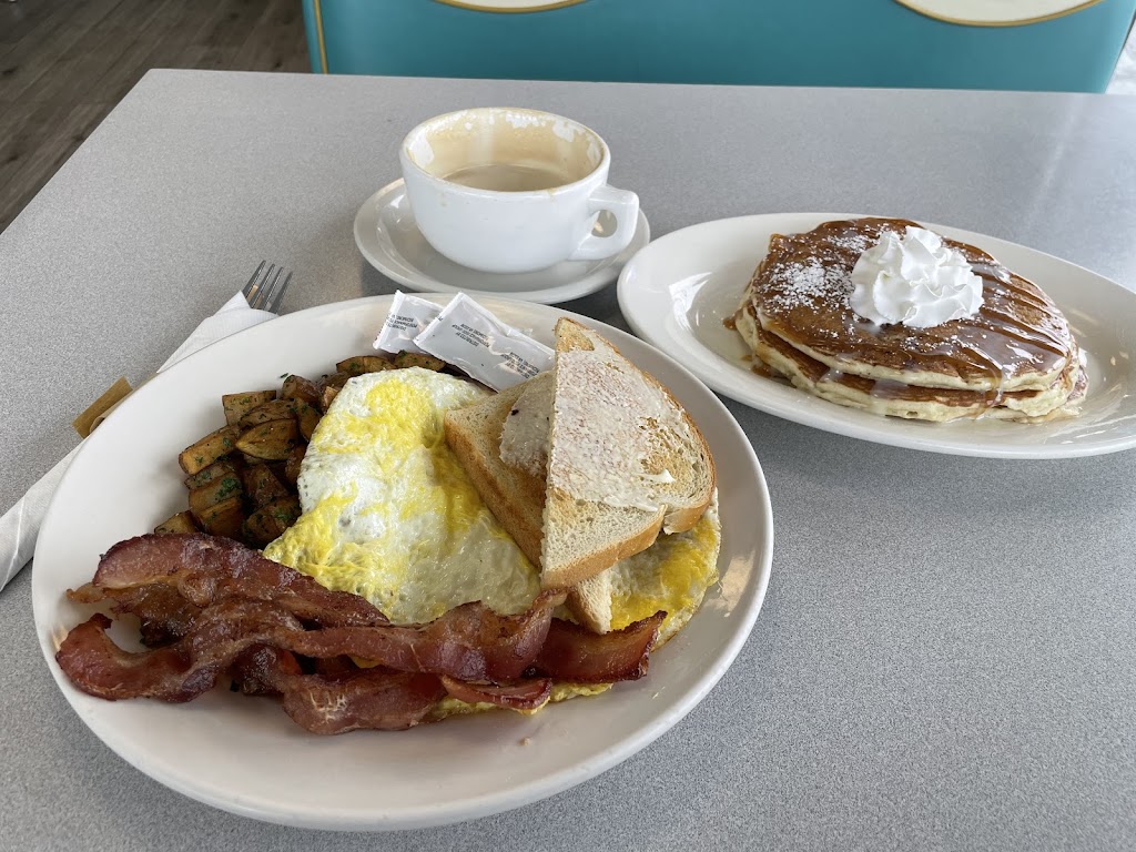 Cafe con Leche | restaurant | 2905 Hubbell Ave, Des Moines, IA 50317, USA | 5152628435 OR +1 515-262-8435