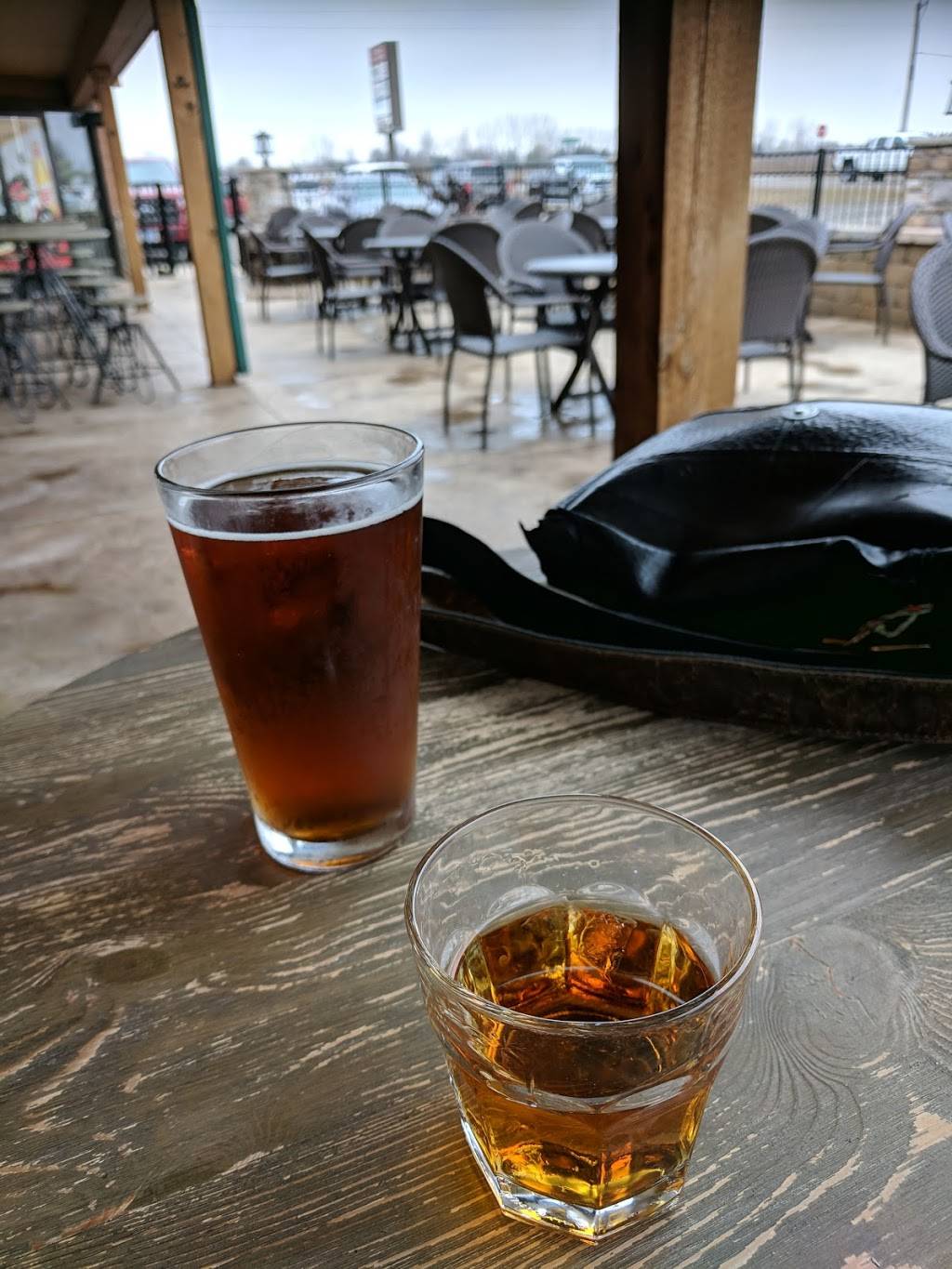 BootLeggers Saloon & Eatery | restaurant | 19735 Iguana St NW, Nowthen, MN 55330, USA | 7634414845 OR +1 763-441-4845