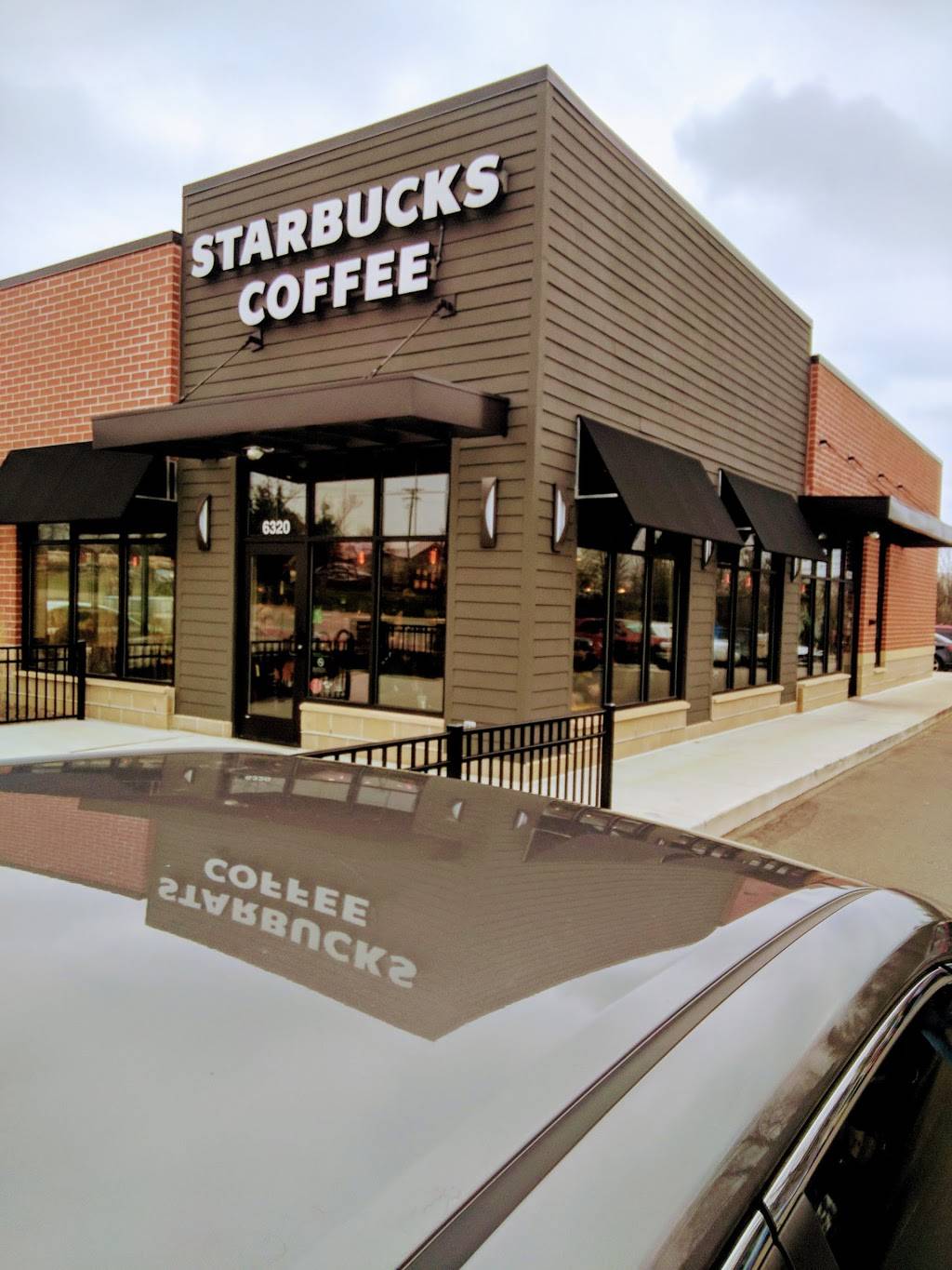 Starbucks | cafe | 6320 Sashabaw Rd, Village of Clarkston, MI 48346, USA | 2485352809 OR +1 248-535-2809