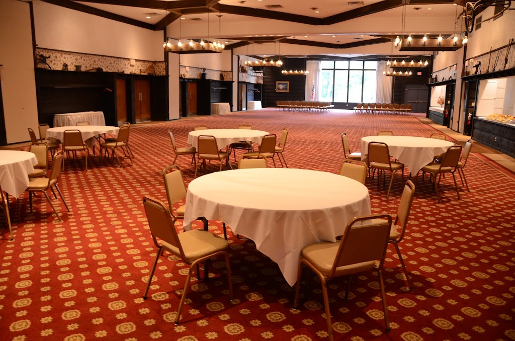 The Seasons Lodge | restaurant | 560 IN-46, Nashville, IN 47448, USA | 8129882284 OR +1 812-988-2284