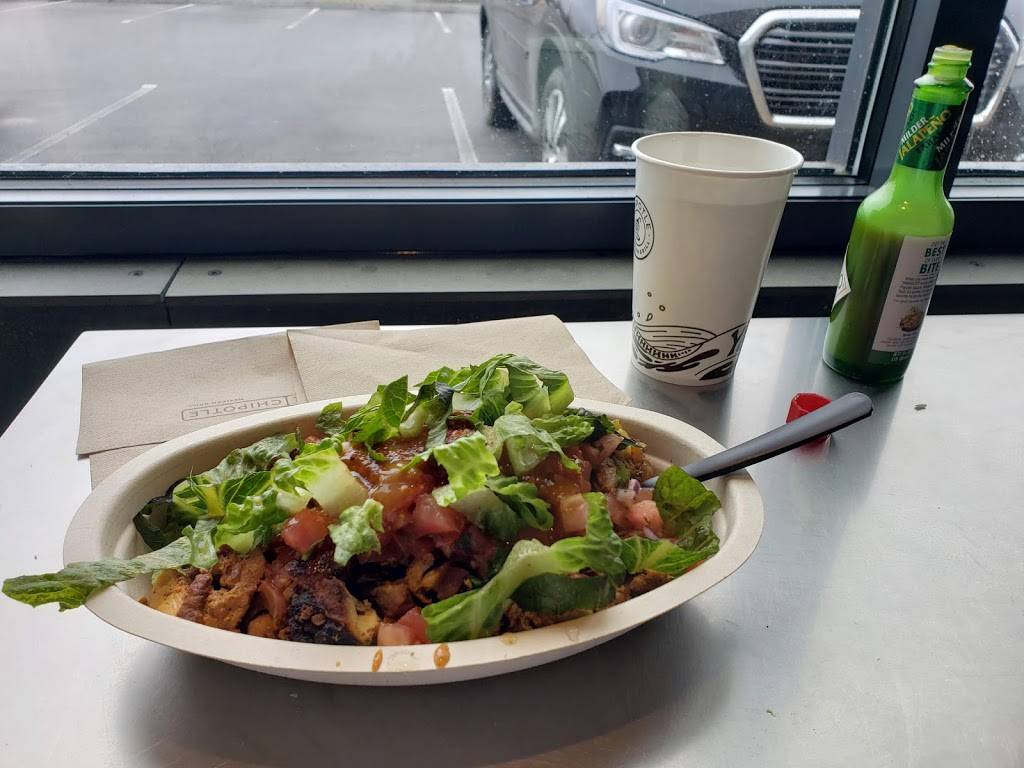 Chipotle Mexican Grill | restaurant | 265 Loudon Rd Ste 2, Concord, NH 03301, USA | 6032235936 OR +1 603-223-5936