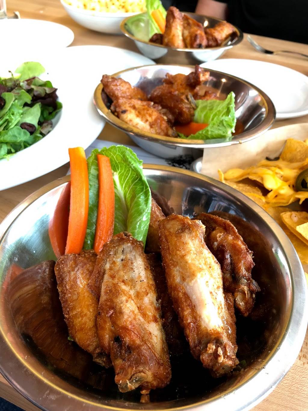 Two Town Pub and Cafe | restaurant | 5005 Main St, Tacoma, WA 98407, USA | 2532129477 OR +1 253-212-9477