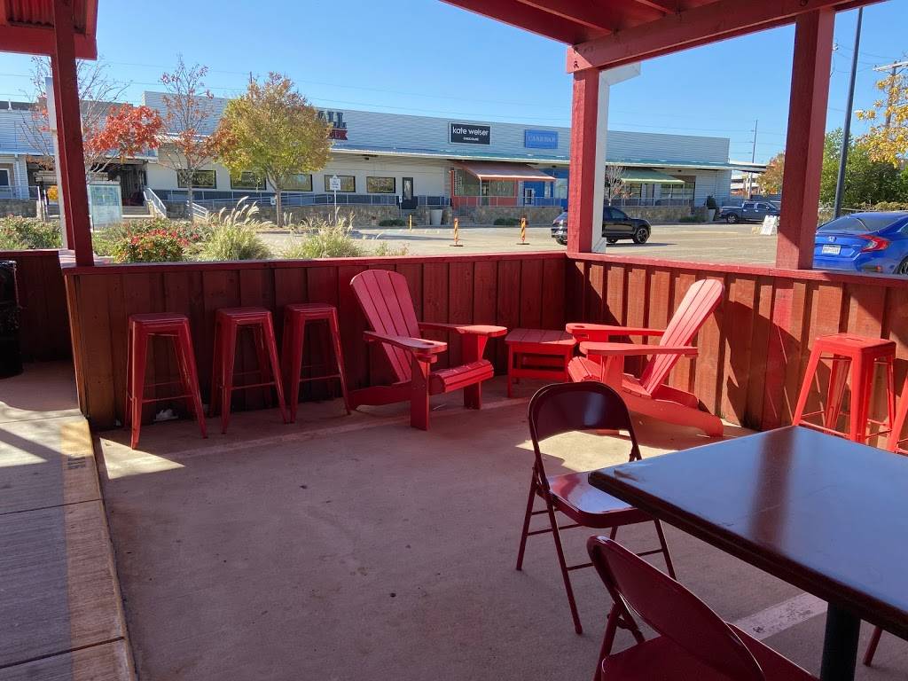 LB Wings | restaurant | 3015 Gulden Ln, Dallas, TX 75212, USA | 4694059048 OR +1 469-405-9048