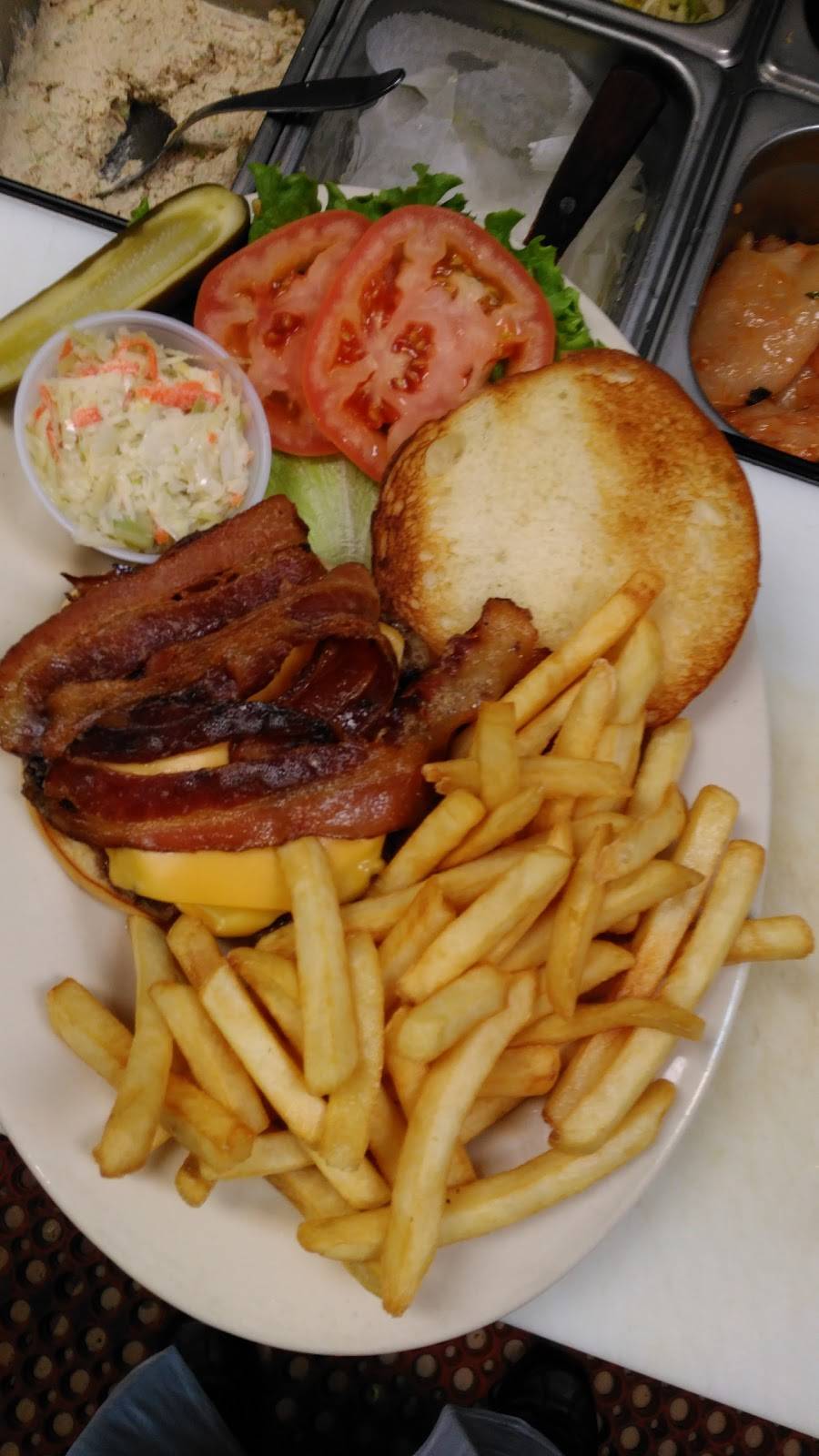 Betsy Ross Diner | restaurant | 5748 Berkshire Valley Rd, Oak Ridge, NJ 07438, USA | 9735452828 OR +1 973-545-2828