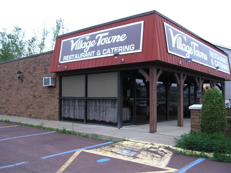 Village Towne Restaurant and Banquet Hall | restaurant | 11183 PA-61, Mt Carmel, PA 17851, USA | 5703392261 OR +1 570-339-2261
